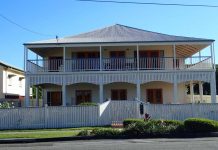 Queenslander Houses – Roof Leaks and Sealing Problems Queenslander homes may be lovely, but there's a lot to consider, from roof leaks to airconditioning nightmares
