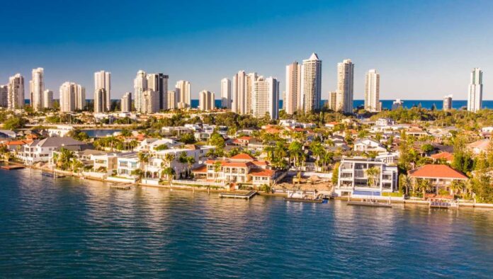 Surfers' paradise Queensland, Queensland property